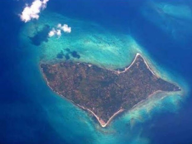 Maniuaya Island, Santa Cruz, Marinduque, Philippines, Philippines